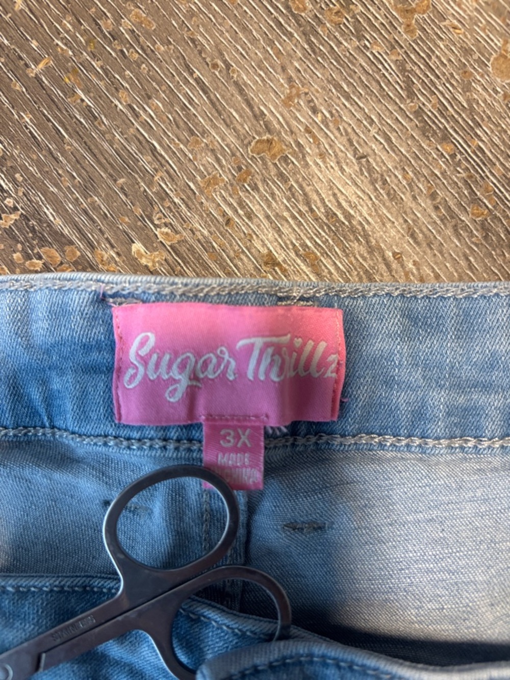 Sugar Thrillz Floral Embroidered Flare Jeans – Vintage Dream 🌸✨ - Picture 10 of 15
